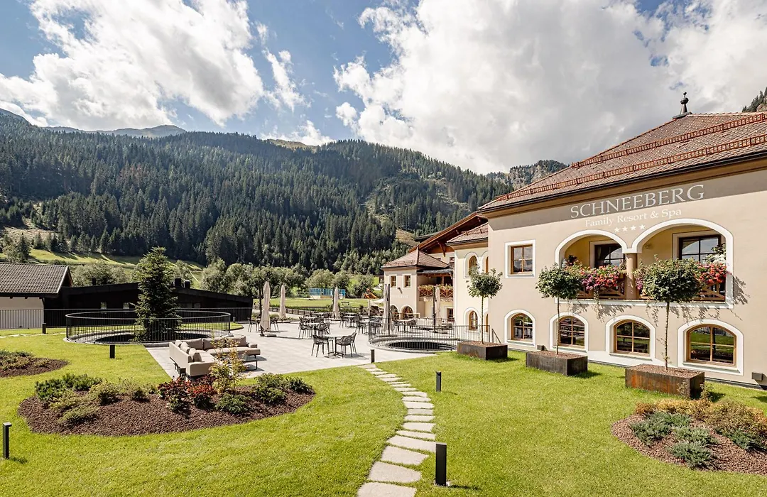 Hotel Schneeberg Family Resort&SPA-1